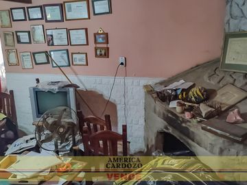 CASA 4 AMBIENTES, MAS DEPTO. INDEPENDIENTE, MERLO