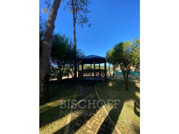 VENTA DE CASA EN BOULEVARD ICARO Y DE LAS NEREIDAS PINAMAR