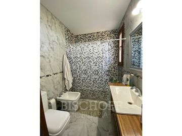 VENTA DE CASA EN BOULEVARD ICARO Y DE LAS NEREIDAS PINAMAR