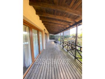 VENTA DE CASA EN BOULEVARD ICARO Y DE LAS NEREIDAS PINAMAR