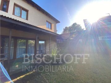 VENTA DE CASA EN BOULEVARD ICARO Y DE LAS NEREIDAS PINAMAR