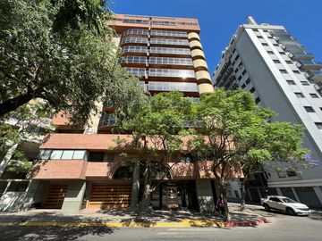 Ludovico, Nueva Córdoba 260 m2 de Categoría recibe menor