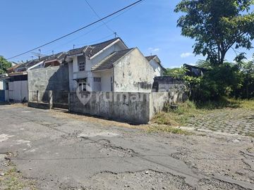 Rumah Hitung Tanah Dekat Bandara dan Tol Colomadu