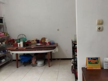 Dijual Cepat Rumah Lokasi di Wisma Permai Barat, Surabaya