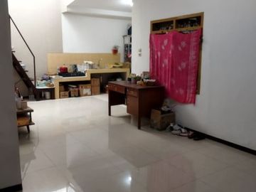 Dijual Cepat Rumah Lokasi di Wisma Permai Barat, Surabaya