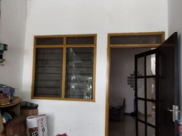 Dijual Cepat Rumah Lokasi di Wisma Permai Barat, Surabaya