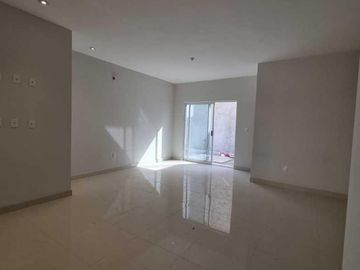 CASA EN VENTA EN FRACCIONAMIENTO LAS LOMAS TORREÓN, COAHUILA