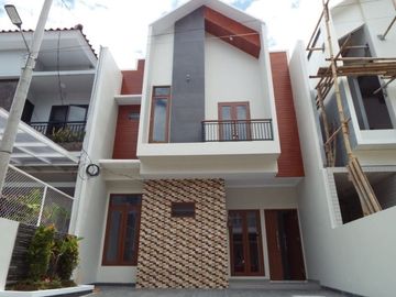 Rumah baru bagus Lebak Bulus dekat RS Fatmawati Jakarta