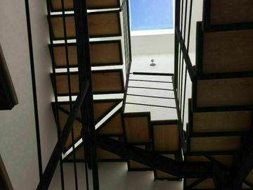 Hermosa Casa en Juriquilla San Isidro, 3 Niveles, Roof Garden, Jardín, 3 Recs..