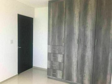 Hermosa Casa en Juriquilla San Isidro, 3 Niveles, Roof Garden, Jardín, 3 Recs..