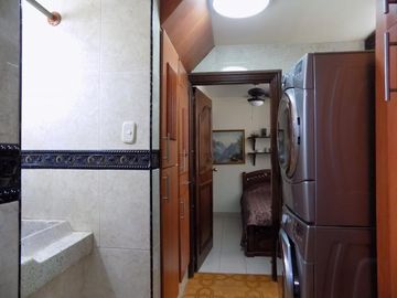 apartamento en venta en alto prado. Cod V82505