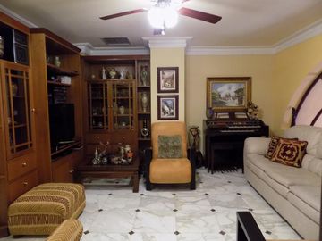 apartamento en venta en alto prado. Cod V82505