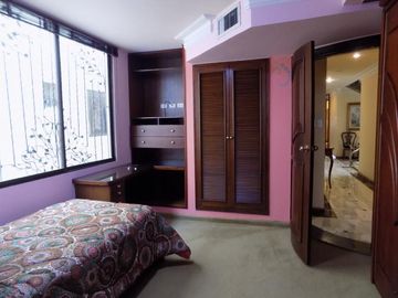 apartamento en venta en alto prado. Cod V82505