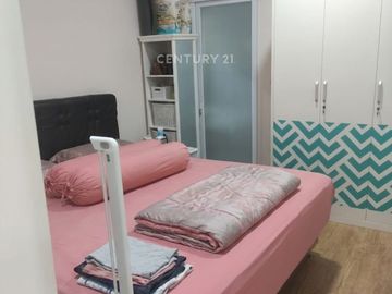 Rumah Semi Furnished Cantik Area Taman Ratu Jakarta Barat