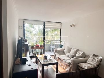 Departamento en venta de 2 dorm a pasos de club providencia