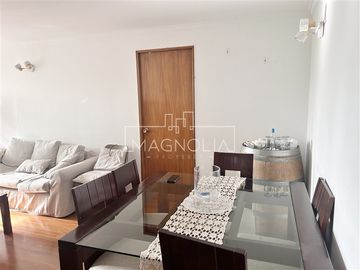 Departamento en venta de 2 dorm a pasos de club providencia