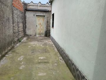 Casa en venta en Gregorio de Laferrere