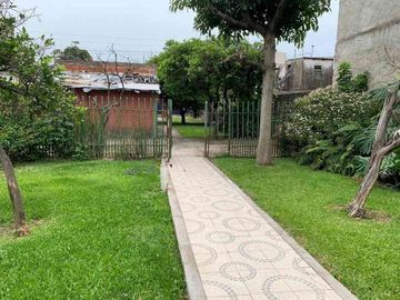 Casa en venta en Gregorio de Laferrere