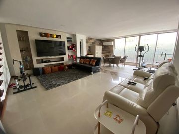 casa en venta en ciudad jardín. Cod V5600