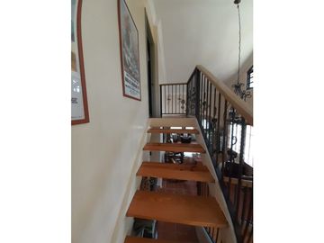 SE VENDE CASA EN CERRO AZUL
