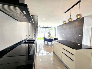 Pool villa Renovated at 99 Phuket Andaman Tropical