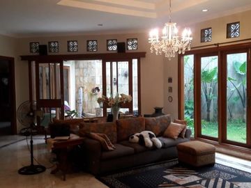 Rumah Mewah Strategis Luas Lebak Bulus Jakarta Selatan