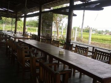 Resto Rumah Makan & Pemancingan Tanah Luas Jalan Raya Borobudur Magelang