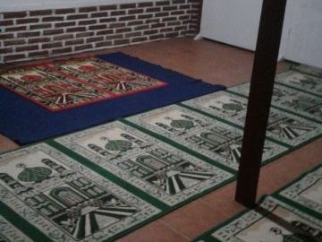 Resto Rumah Makan & Pemancingan Tanah Luas Jalan Raya Borobudur Magelang