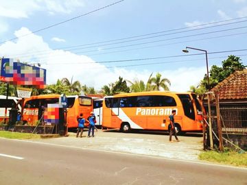 Resto Rumah Makan & Pemancingan Tanah Luas Jalan Raya Borobudur Magelang