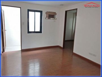 4BR Townhouse in 33 Harmony Place Quezon City