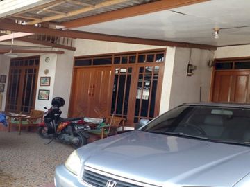 Rumah Hoek Siap Huni di Taman Cibaduyut Indah