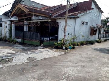 Rumah Hoek Siap Huni di Taman Cibaduyut Indah