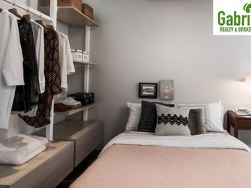 Loft with Sea View for sale in Cebu for 18k/month