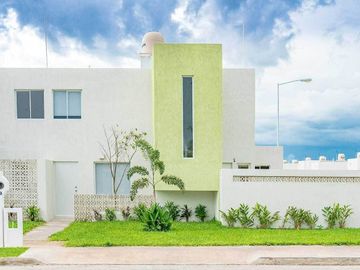 CASAS EN VENTA EN MERIDA, UBICADAS EN FRACC VILLAS DEL SUR