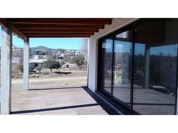 Chalet en Barrio cerrado Lomas del Rey...