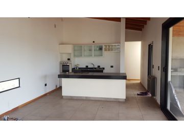 Chalet en Barrio cerrado Lomas del Rey...