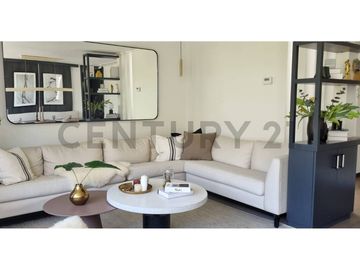 PRECIOSA CASA NUEVA EN VENTA LAS CONDES