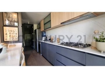 PRECIOSA CASA NUEVA EN VENTA LAS CONDES