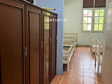 Gedung Pelatihan Lengkap Dengan Isi Di Dekat Toll Cikarang Barat