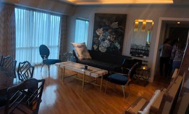 Condominium 2 Bedrooms: 2BR Condo For Sale in Hidalgo Place Rockwell Makati City