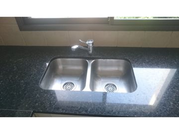 VENDO Departamento 2 dormitorios con cochera - Posadas centro
