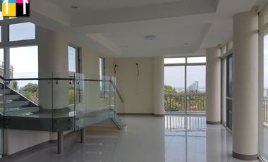FOR SALE HOUSE WITH 3 PARKING IN CEBU