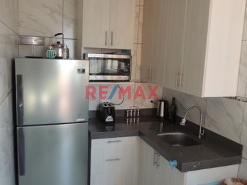 🏡 ¡Oportunidad de Inversión en Chiclayo!

Casa Comercial en Avenida Principal
📍 Ubicación: Avenida de doble vía

Características:

Área de Terr