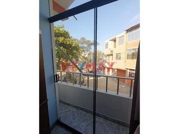 🏡 ¡Oportunidad de Inversión en Chiclayo!

Casa Comercial en Avenida Principal
📍 Ubicación: Avenida de doble vía

Características:

Área de Terr