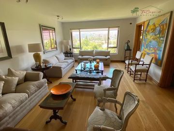 Departamento en venta 4D/5B La Dehesa-Costanera Norte
