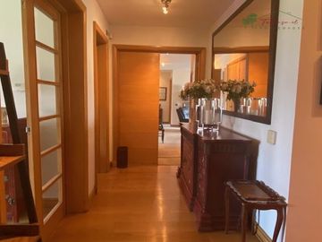 Departamento en venta 4D/5B La Dehesa-Costanera Norte