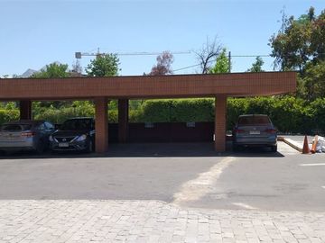 Departamento en venta 4D/5B La Dehesa-Costanera Norte