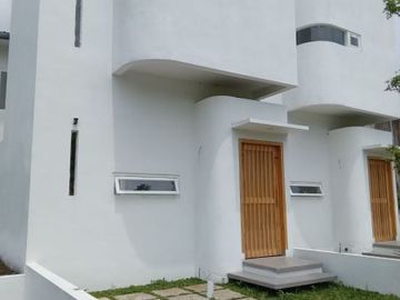 CLUSTER MURAH MODERN MINIMALIS BERGAYA ARSITEKTUR JEPANG DJATILAND