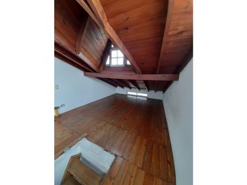 GRAN CHALET TRES PLANTAS A METROS ACCESO OESTE OPORTUNIDAD FINANCIACION !!!
