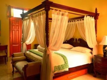 For Sale Beautiful Lux House with Swimming Pool at Cilandak
